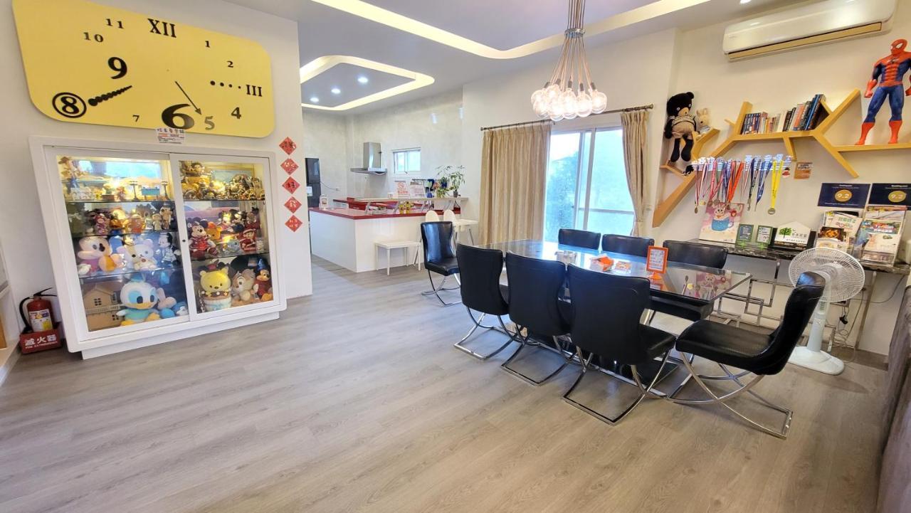 Chaopingjia Fengge Guesthouse 우지에 외부 사진
